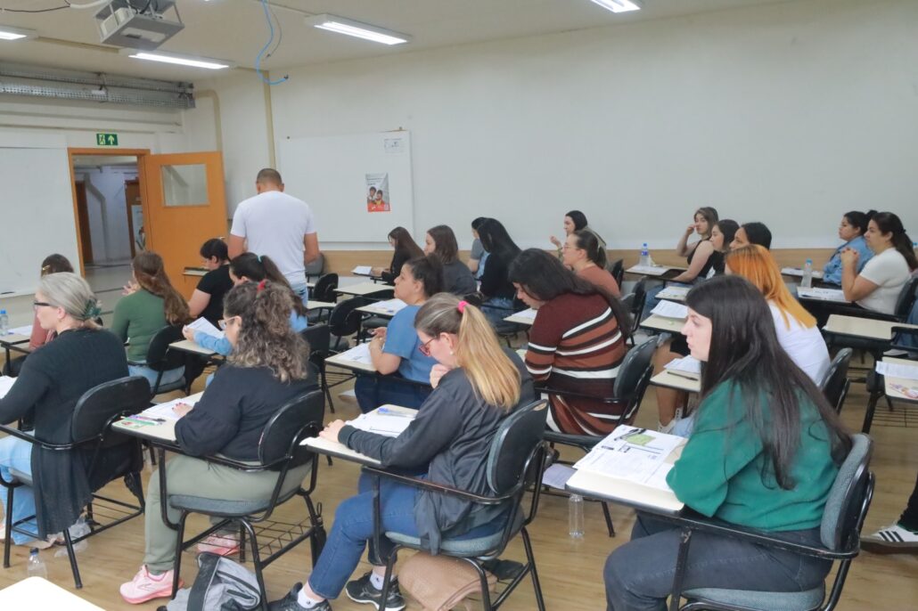 Prefeitura abre inscrições para contratar 194 instrutores de aprendizagem através de PSS