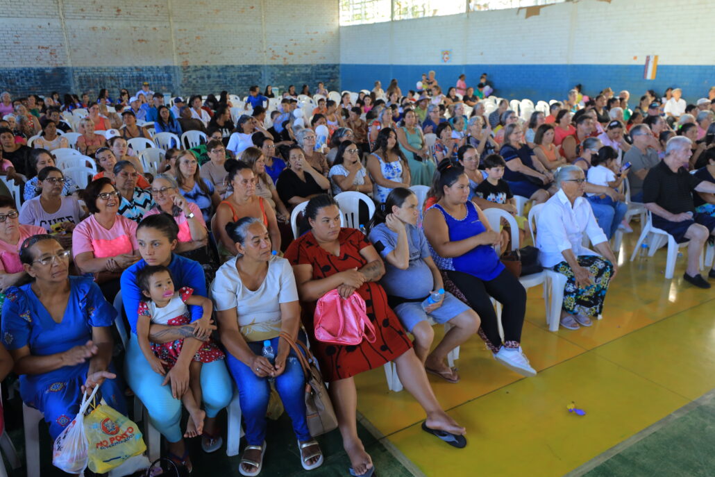 Município promove confraternização natalina e realiza repasse de recursos à rede socioassistencial