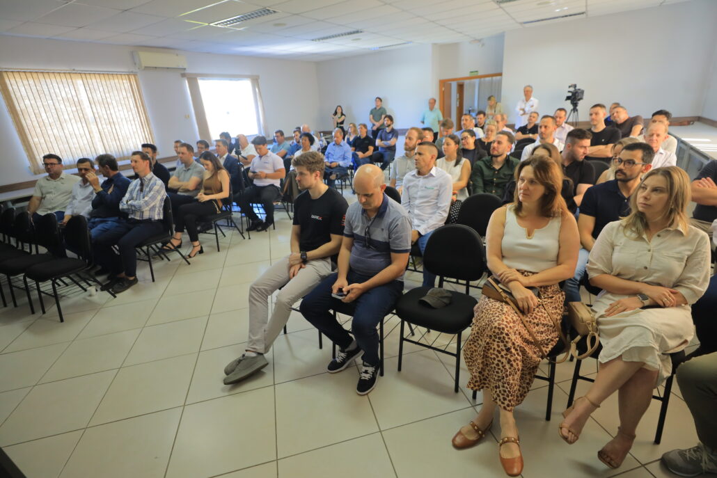 Administração Municipal recebe da ACEPB projetos do Programa Acelera Pato Branco